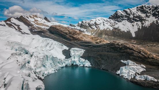 Glacier photo by Photo by Willian Justen de Vasconcellos